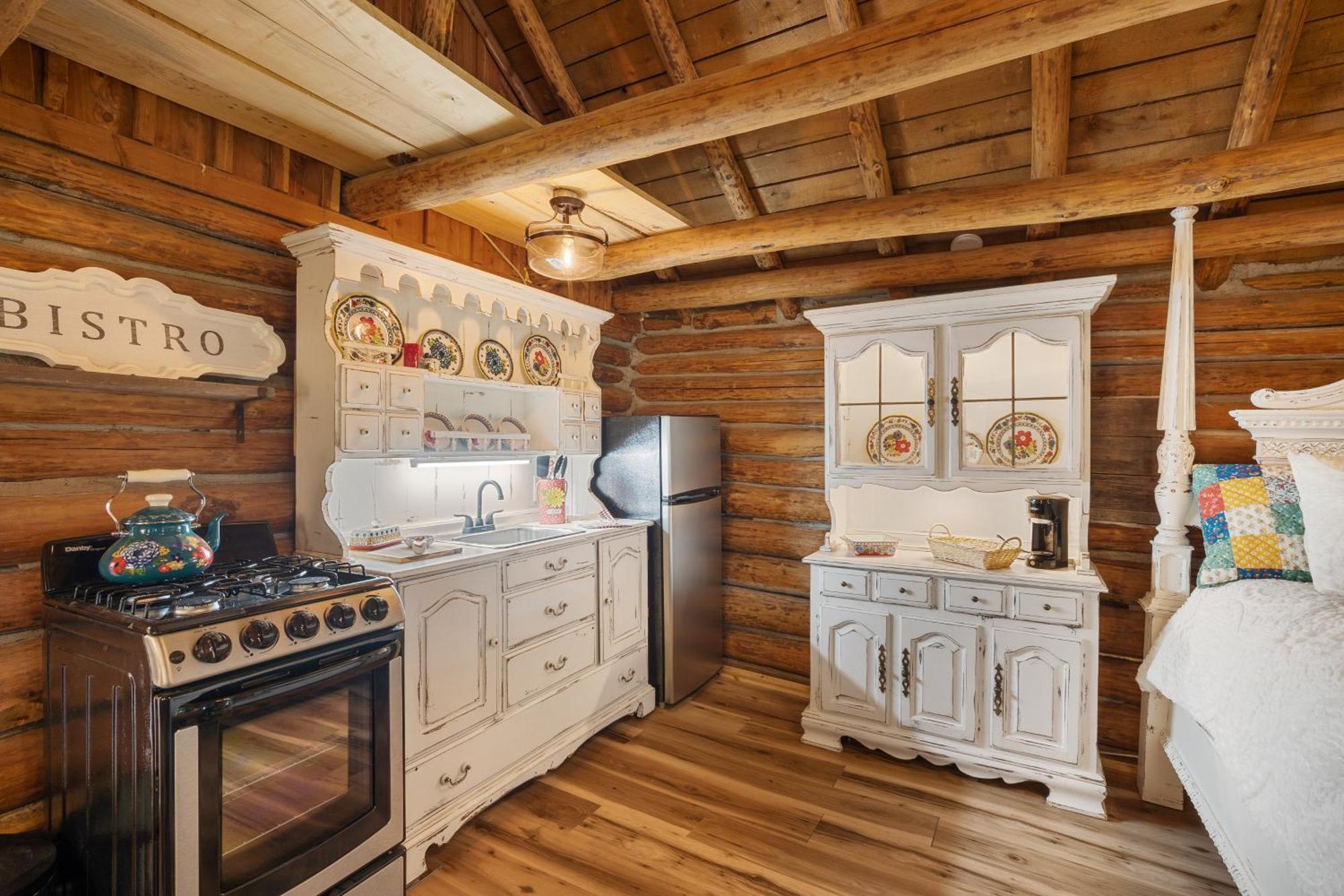 Spring Hill Farm - The Happy Hound Villa Alma Luaran gambar