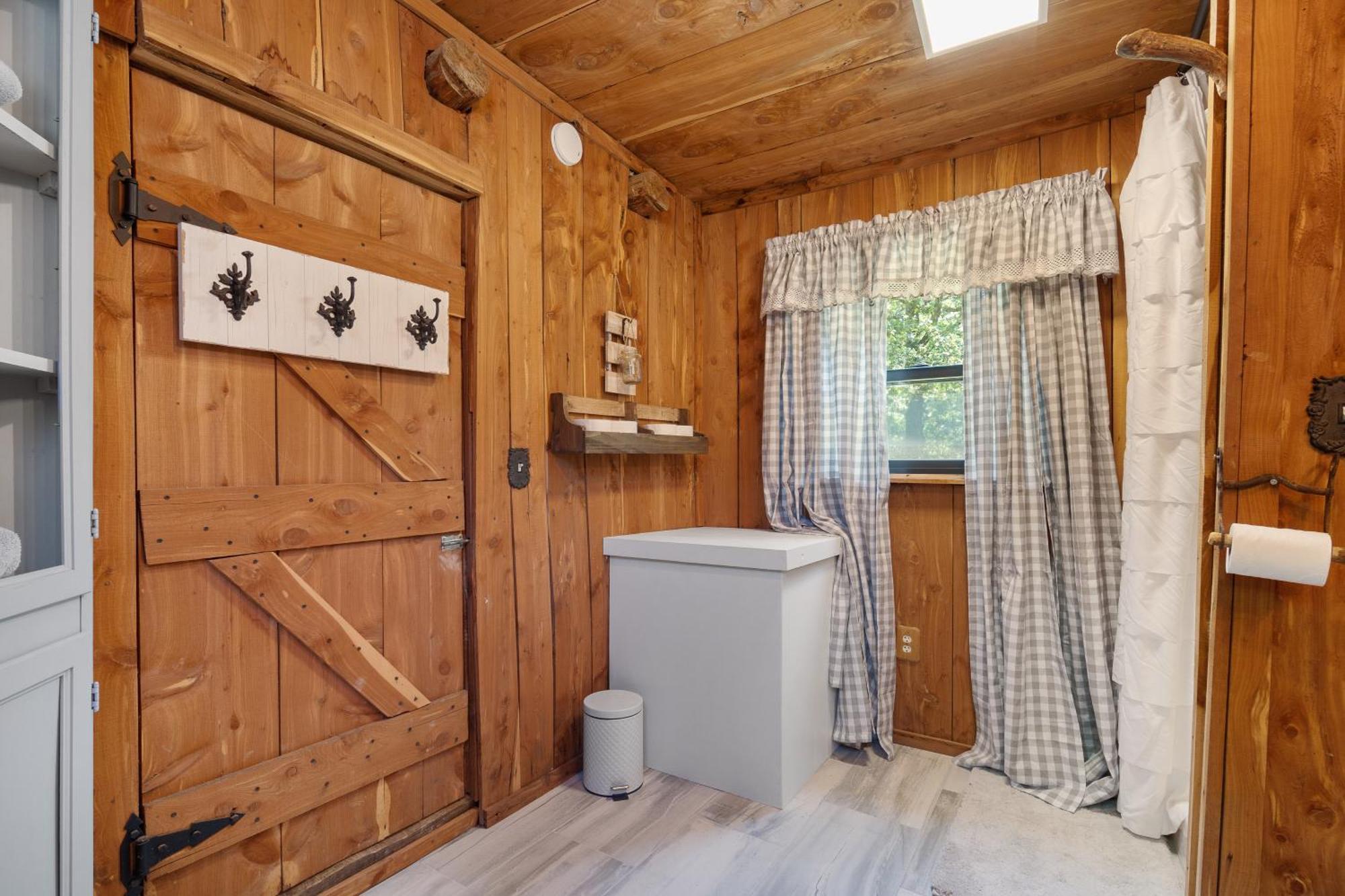 Spring Hill Farm - The Happy Hound Villa Alma Luaran gambar